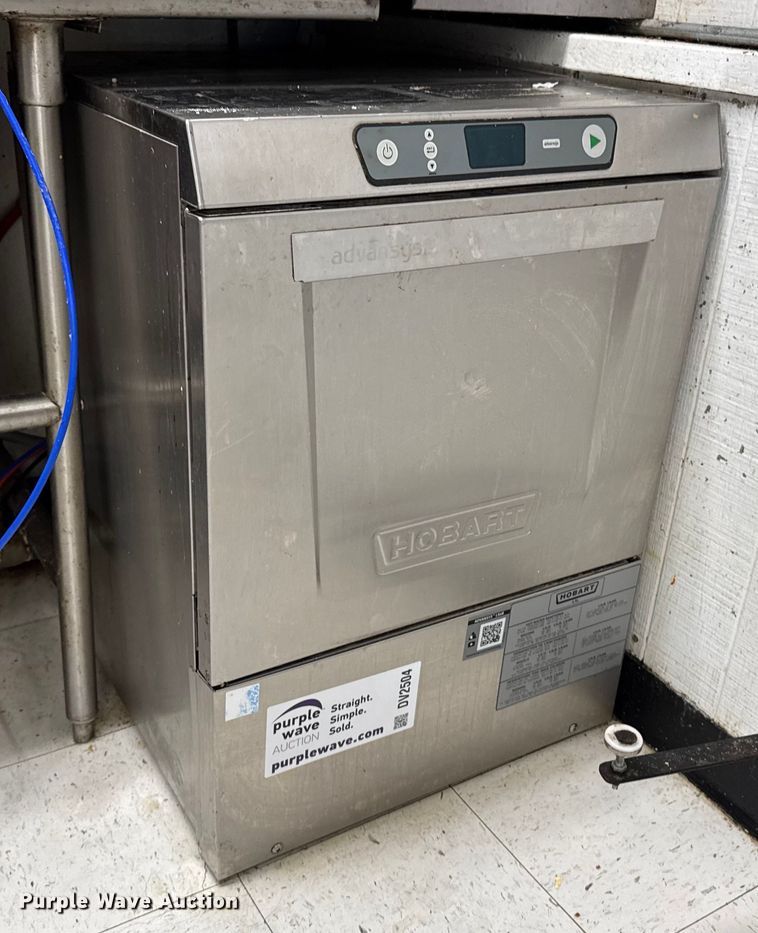image for item DV2504 Hobart LXER dish washer