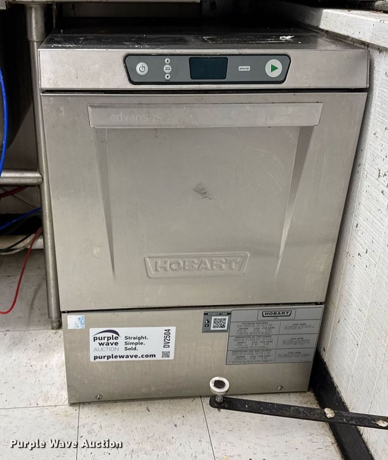 image for item DV2504 Hobart LXER dish washer