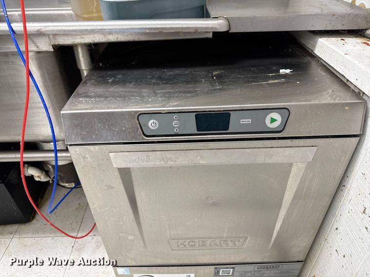 image for item DV2504 Hobart LXER dish washer