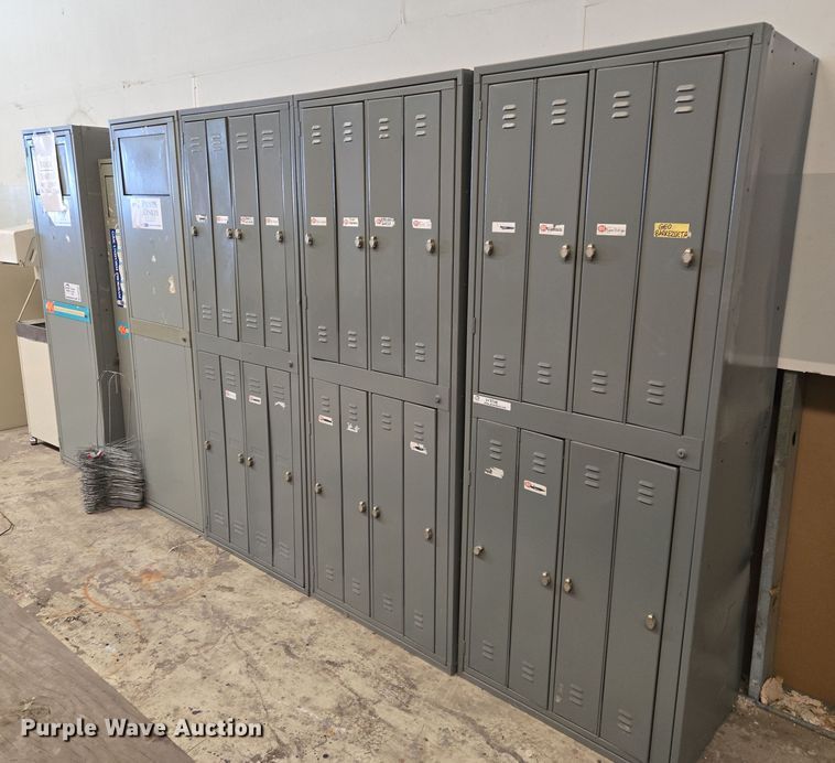 image for item DW8704 Lockers