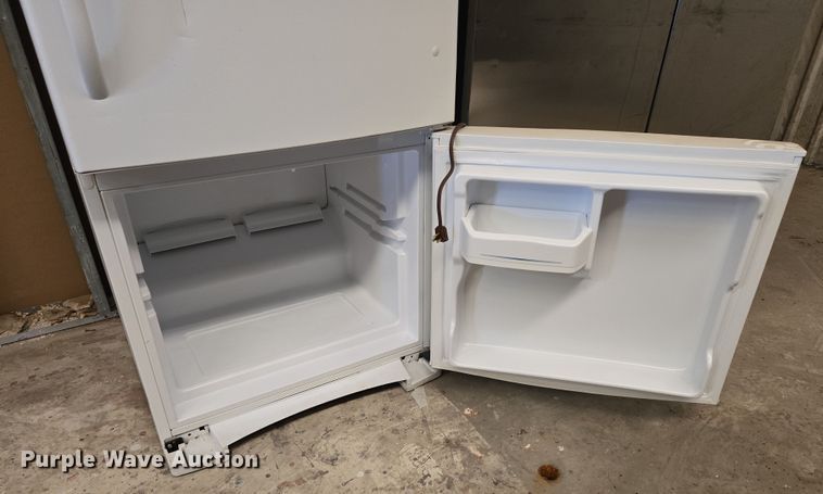image for item DW8705 (2) refrigerators 