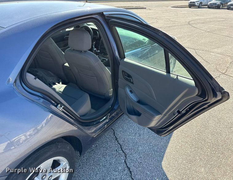 image for item DZ3984 2015 Chevrolet Malibu LS 
