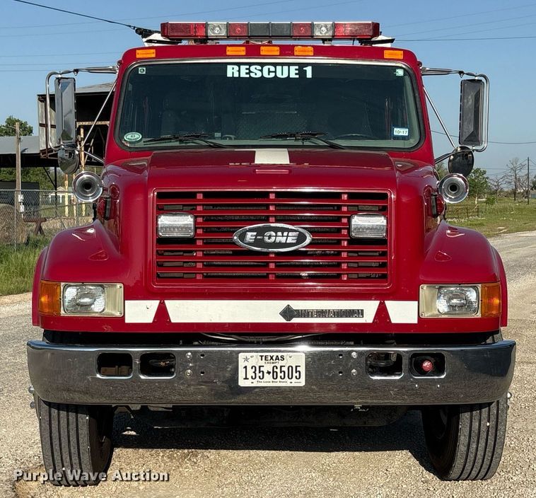 image for item EF3004 2002 International 4900 pumper fire truck