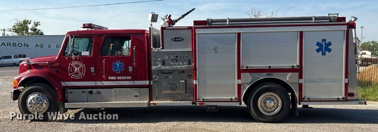 image for item EF3004 2002 International 4900 pumper fire truck