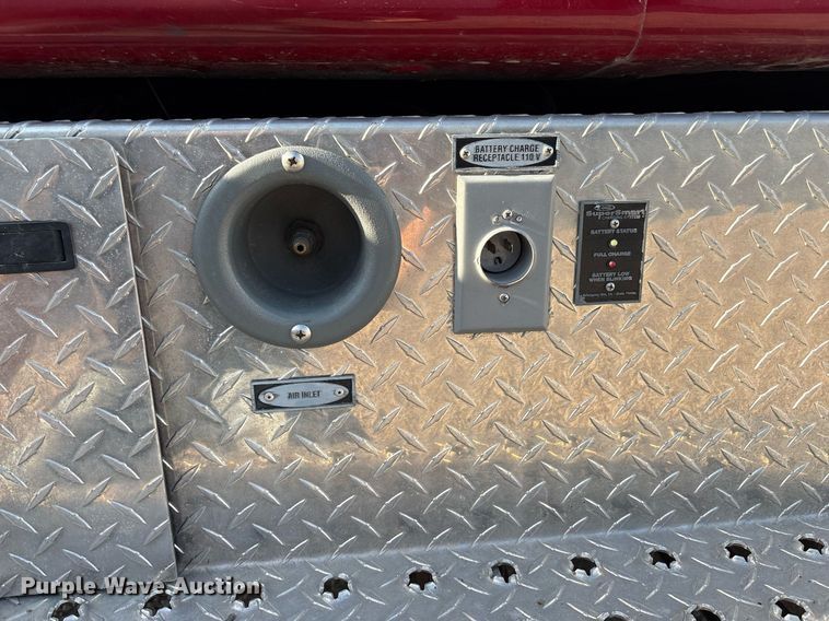 image for item EF3004 2002 International 4900 pumper fire truck