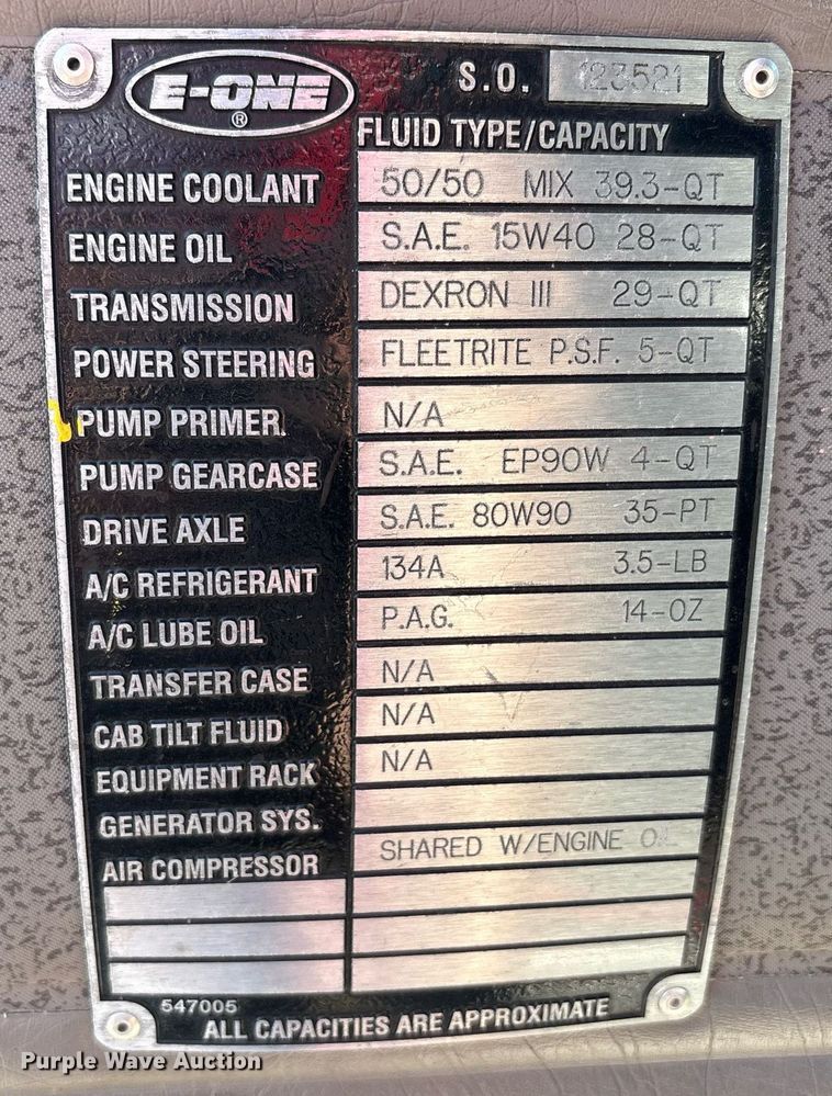 image for item EF3004 2002 International 4900 pumper fire truck