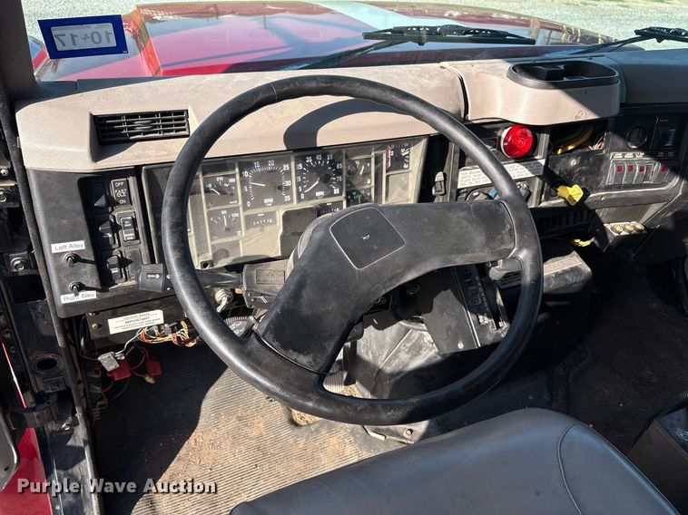 image for item EF3004 2002 International 4900 pumper fire truck