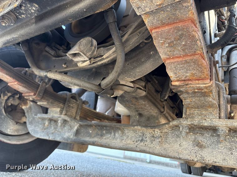 image for item EF3004 2002 International 4900 pumper fire truck