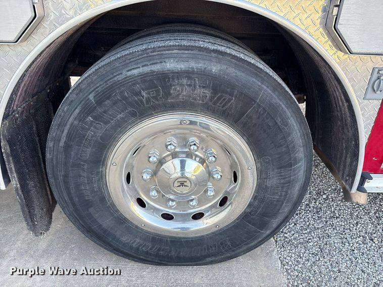 image for item EF3004 2002 International 4900 pumper fire truck