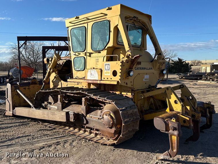 image for item EG6192 1982 Caterpillar D7G dozer