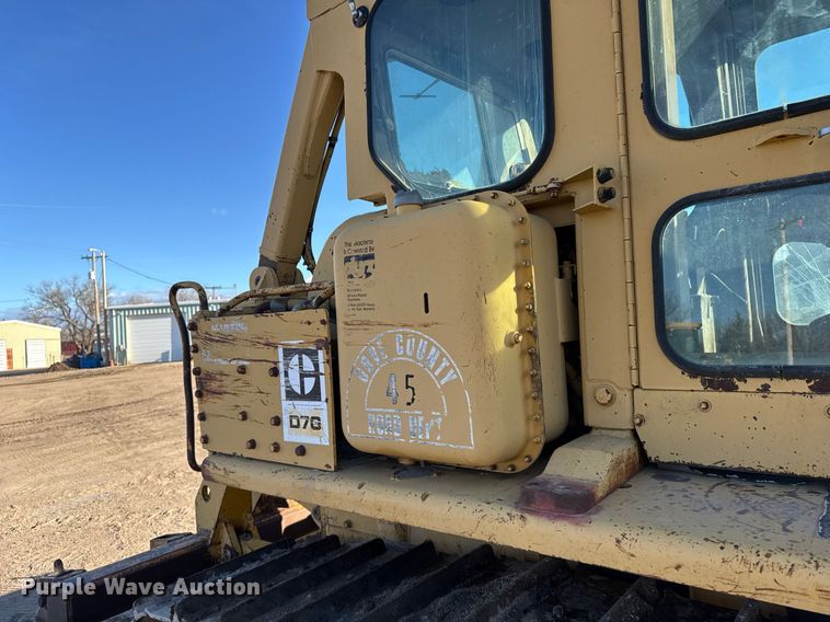 image for item EG6192 1982 Caterpillar D7G dozer