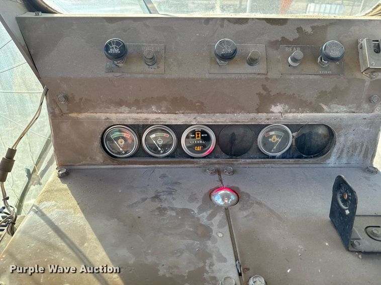 image for item EG6192 1982 Caterpillar D7G dozer