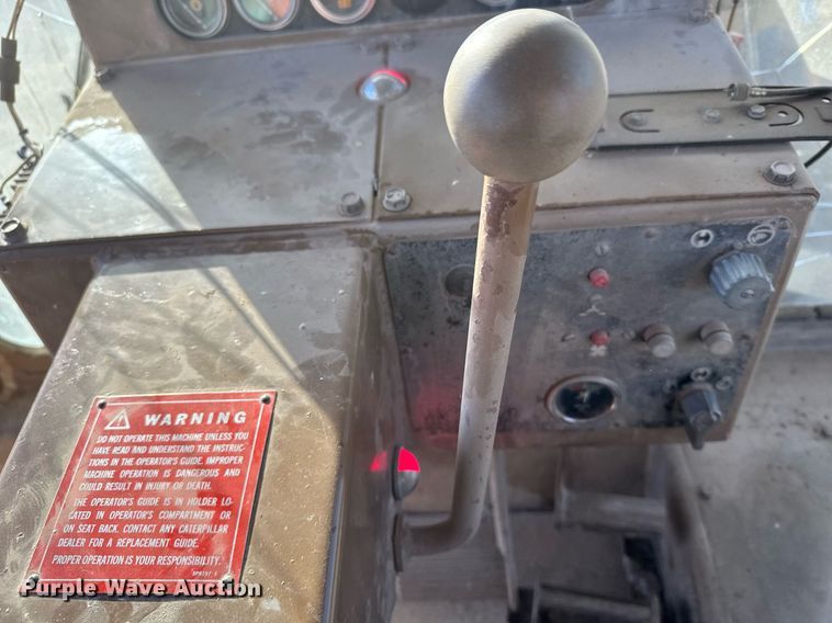 image for item EG6192 1982 Caterpillar D7G dozer