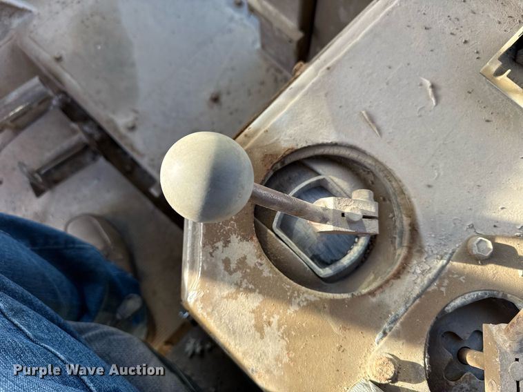 image for item EG6192 1982 Caterpillar D7G dozer