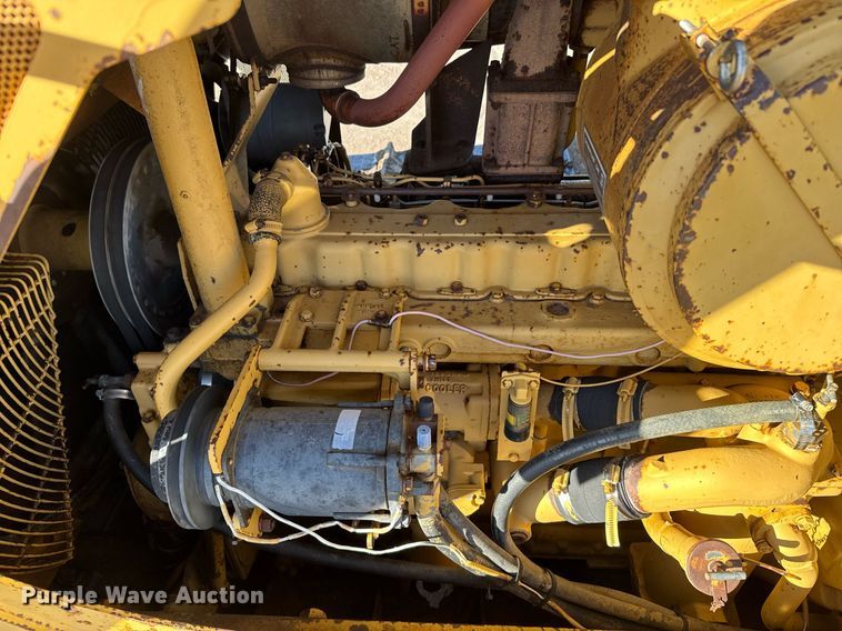 image for item EG6192 1982 Caterpillar D7G dozer