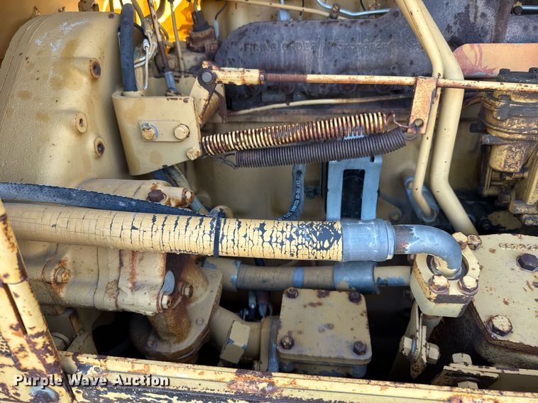 image for item EG6192 1982 Caterpillar D7G dozer