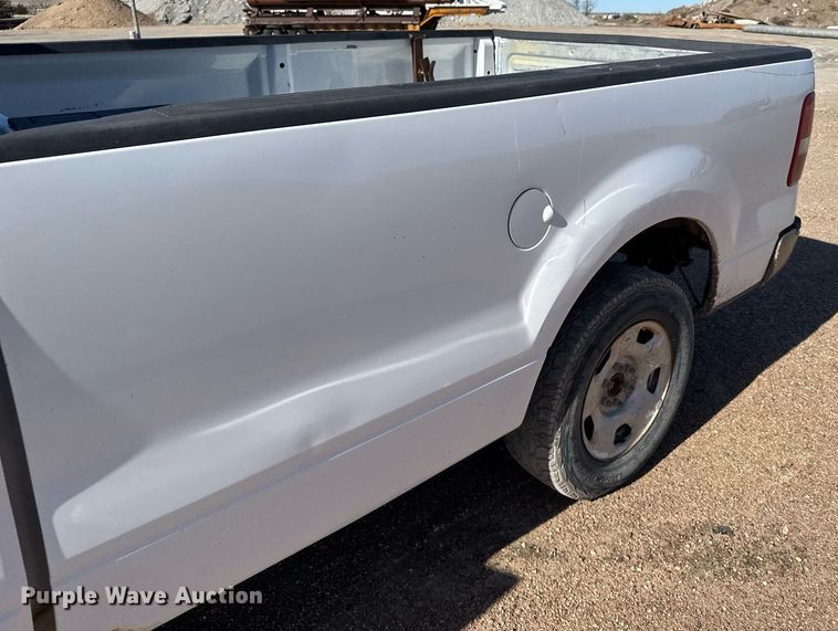 image for item EG6193 2008 Ford F150 XL pickup truck