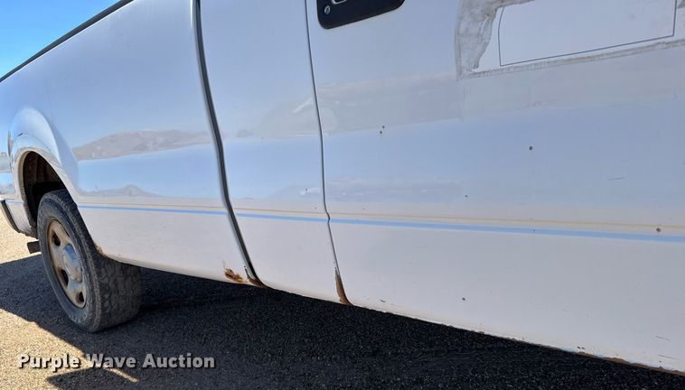 image for item EG6193 2008 Ford F150 XL pickup truck