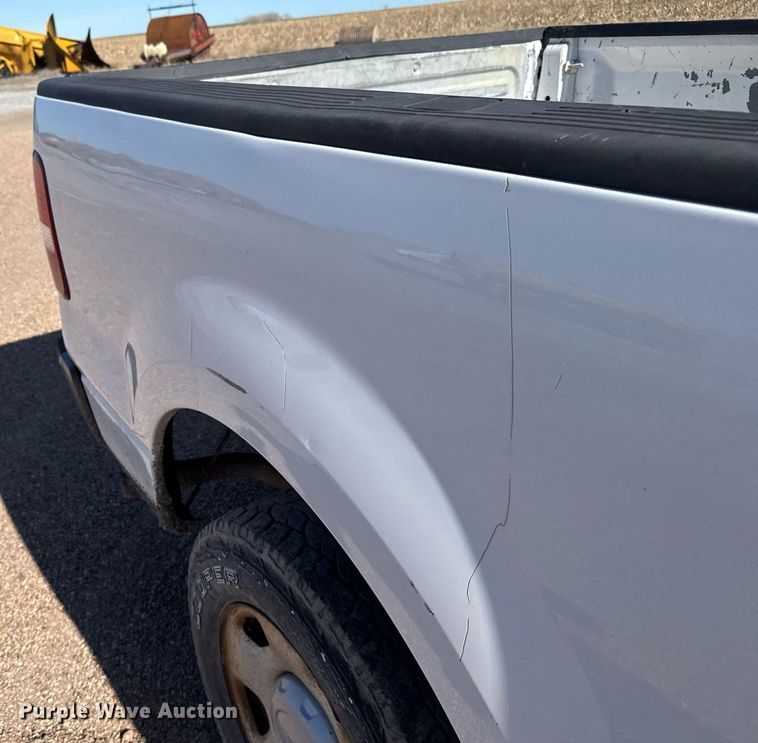 image for item EG6193 2008 Ford F150 XL pickup truck