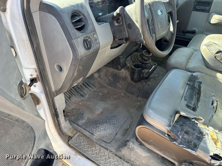 image for item EG6193 2008 Ford F150 XL pickup truck