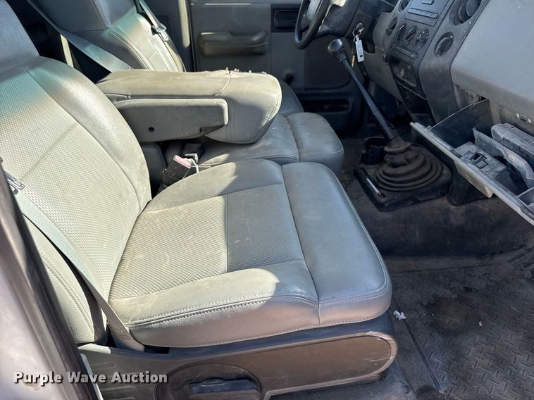 image for item EG6193 2008 Ford F150 XL pickup truck