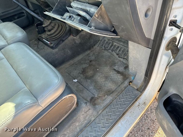 image for item EG6193 2008 Ford F150 XL pickup truck