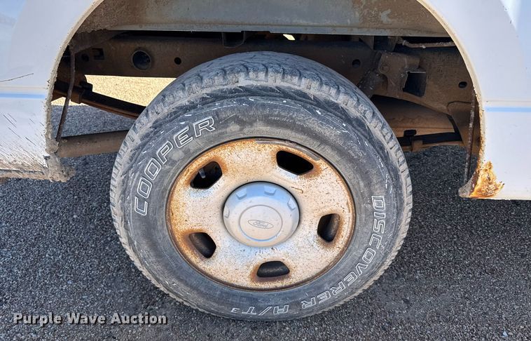 image for item EG6193 2008 Ford F150 XL pickup truck