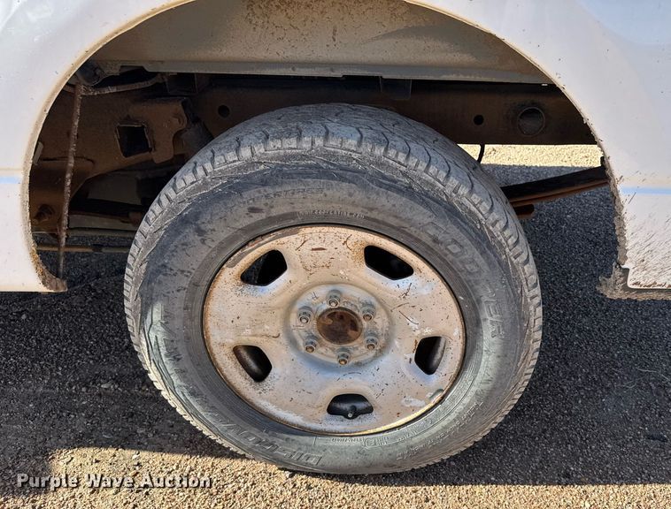 image for item EG6193 2008 Ford F150 XL pickup truck