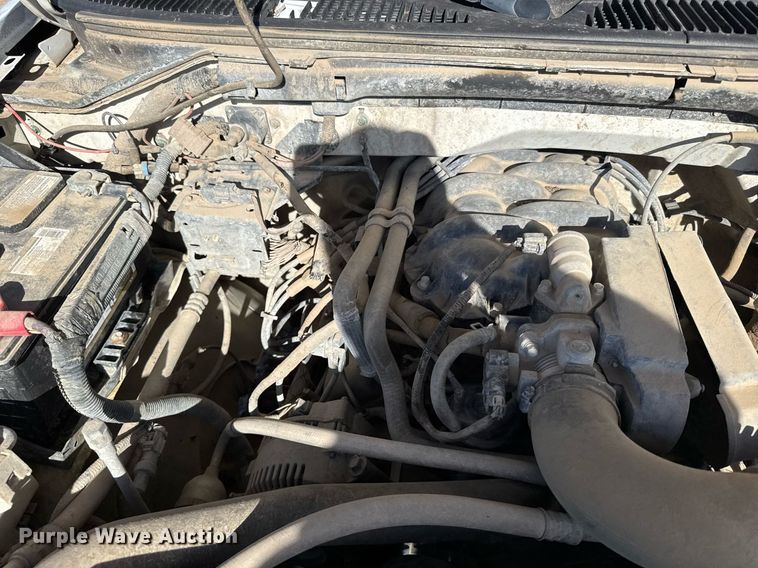 image for item EG6194 2004 Ford F150 XL pickup truck