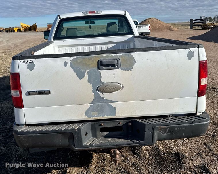 image for item EG6195 2008 Ford F150 XL pickup truck