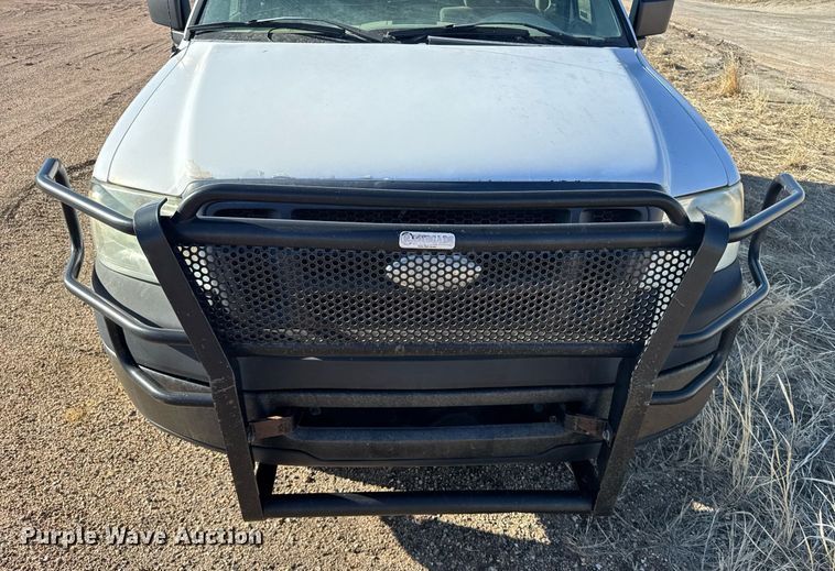 image for item EG6195 2008 Ford F150 XL pickup truck