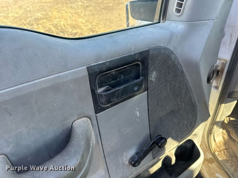 image for item EG6195 2008 Ford F150 XL pickup truck