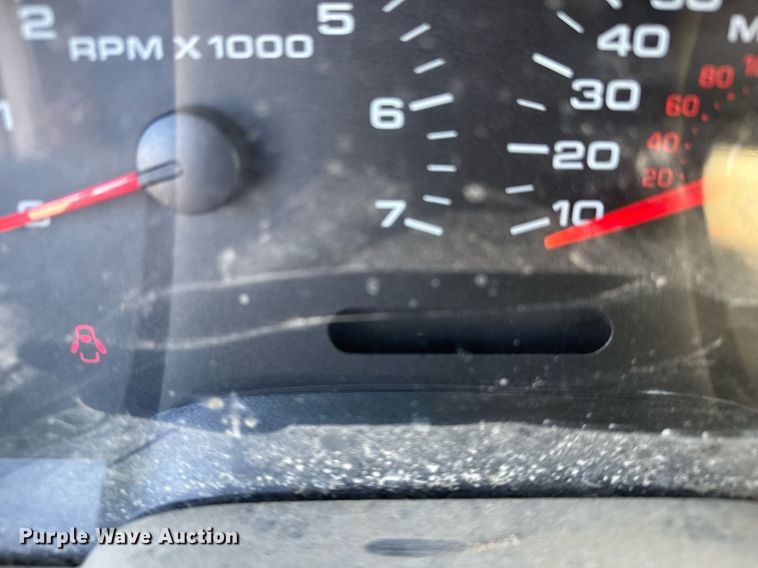 image for item EG6195 2008 Ford F150 XL pickup truck