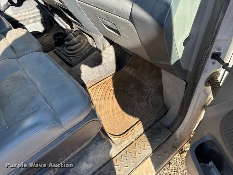 image for item EG6195 2008 Ford F150 XL pickup truck