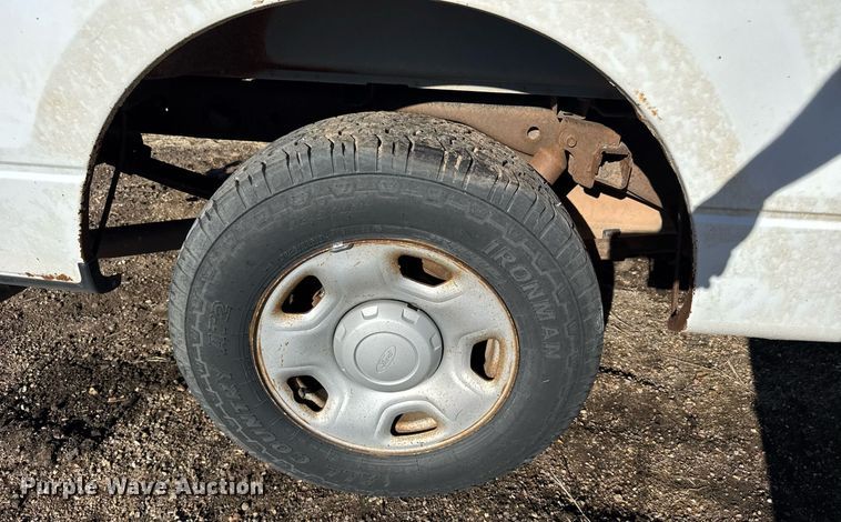 image for item EG6195 2008 Ford F150 XL pickup truck