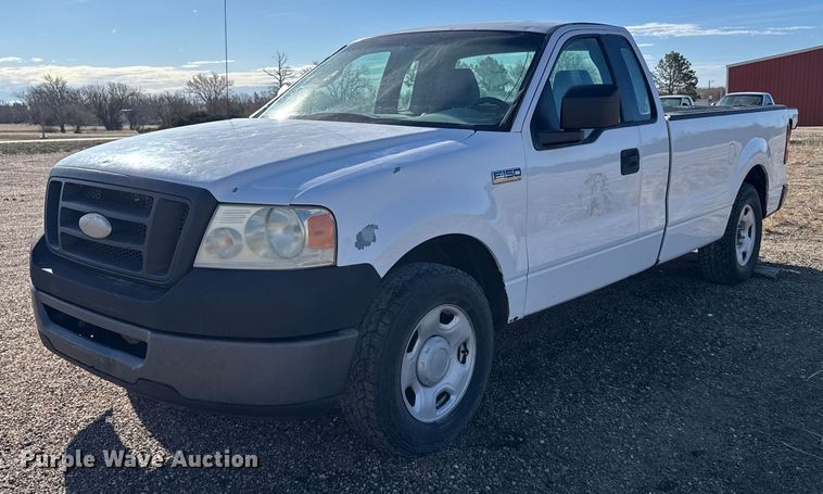 image for item EG6196 2007 Ford F150 XL pickup truck