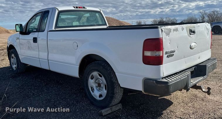 image for item EG6196 2007 Ford F150 XL pickup truck