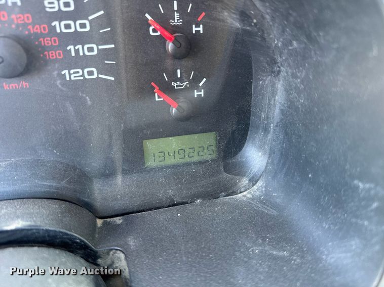 image for item EG6196 2007 Ford F150 XL pickup truck