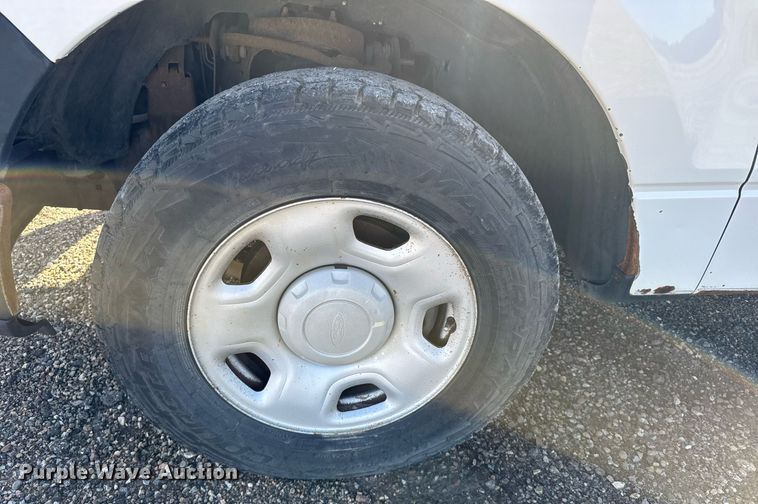 image for item EG6196 2007 Ford F150 XL pickup truck