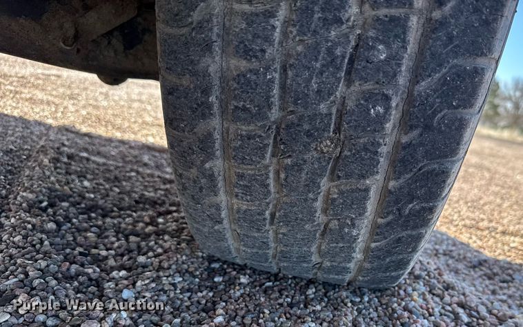 image for item EG6197 2004 Ford F150 XL pickup truck