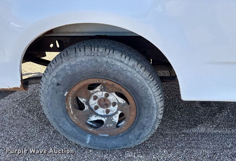 image for item EG6197 2004 Ford F150 XL pickup truck