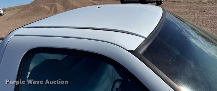 image for item EG6198 2004 Ford F150 XL pickup truck