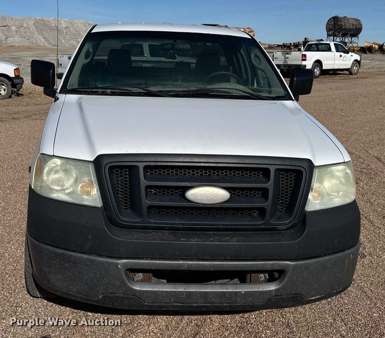 image for item EG6199 2007 Ford F150 XL pickup truck