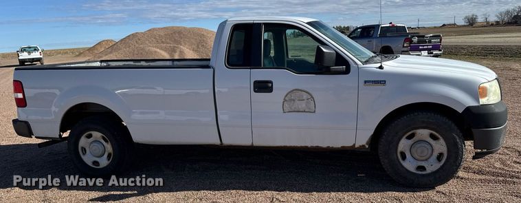 image for item EG6199 2007 Ford F150 XL pickup truck
