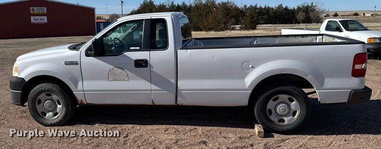 image for item EG6199 2007 Ford F150 XL pickup truck