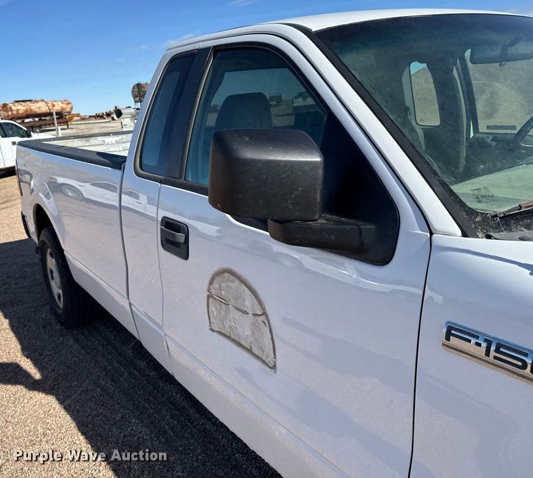 image for item EG6199 2007 Ford F150 XL pickup truck