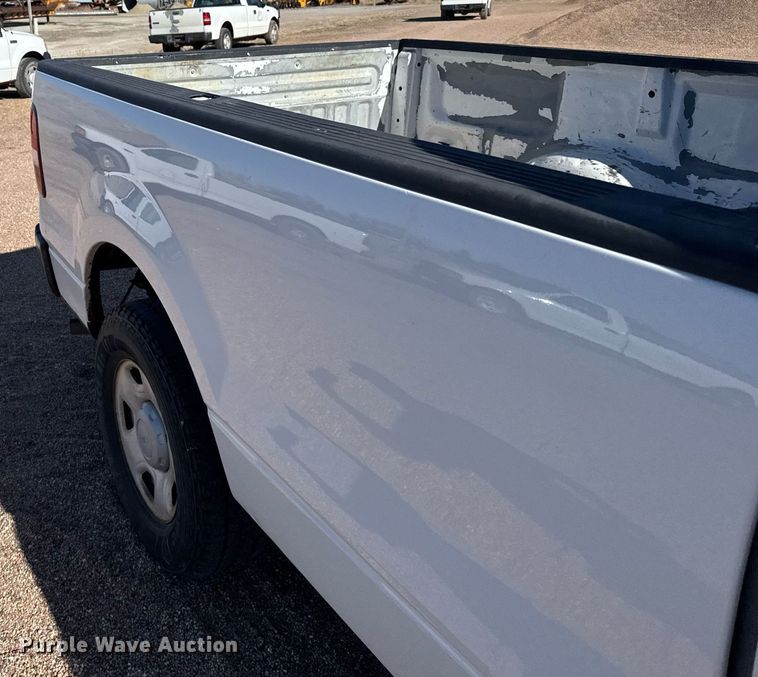 image for item EG6199 2007 Ford F150 XL pickup truck