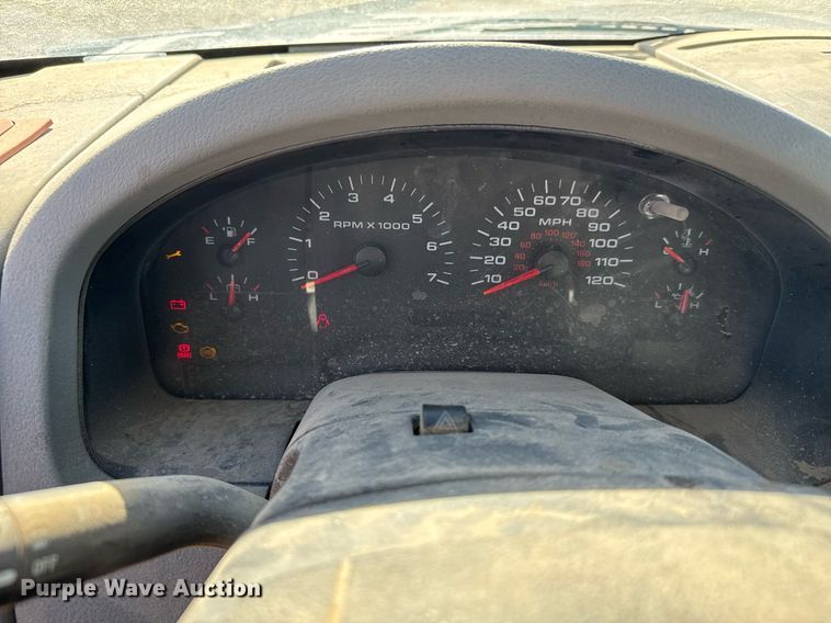 image for item EG6199 2007 Ford F150 XL pickup truck