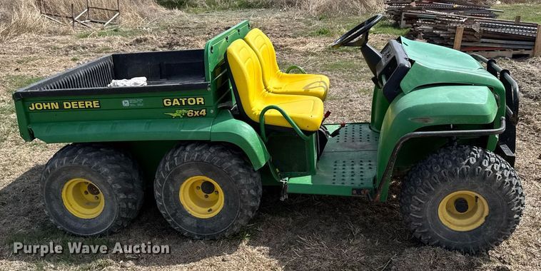 image for item EG6289 2001 John Deere Gator utility vehicle
