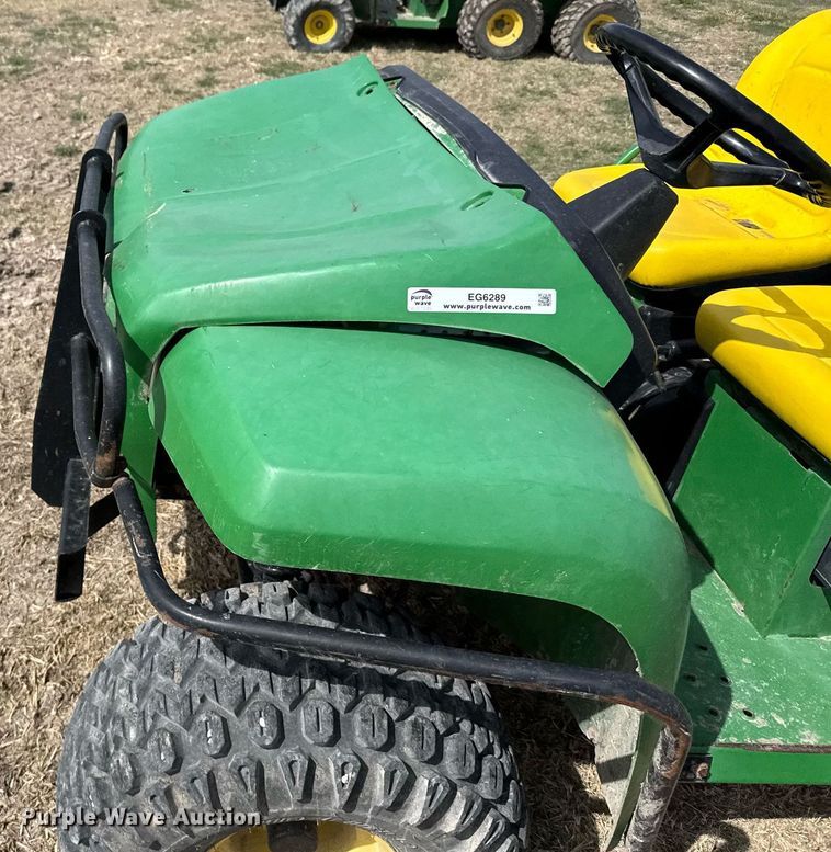 image for item EG6289 2001 John Deere Gator utility vehicle